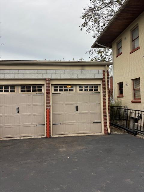 275 S Limestone 310