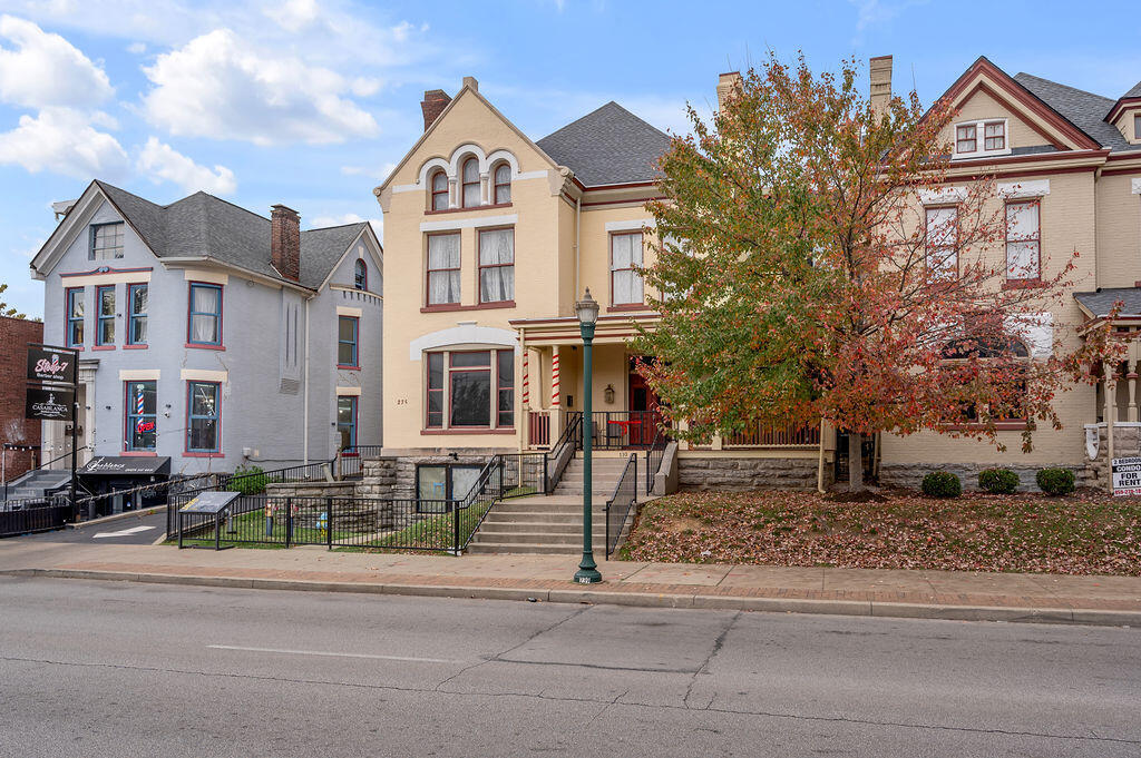 275 S Limestone 310