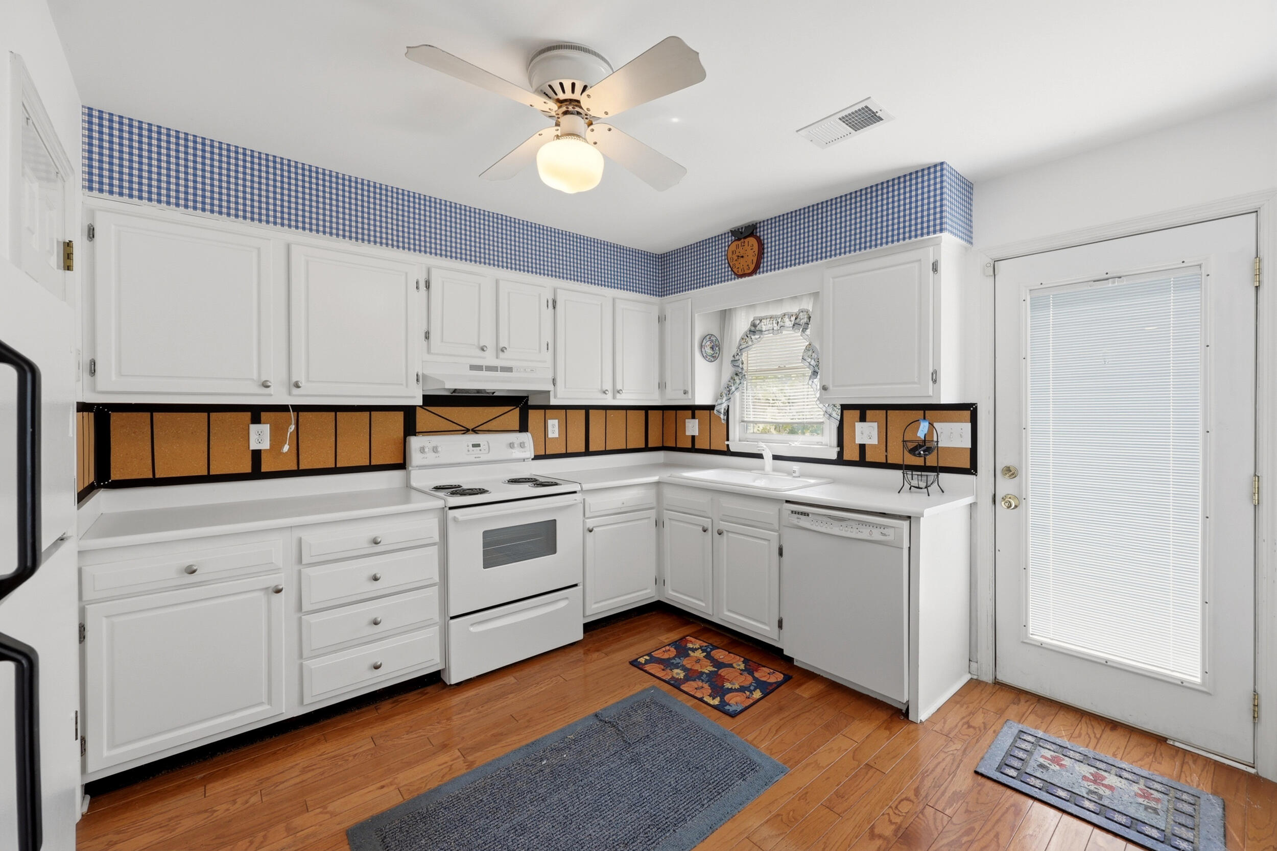 3446 Laredo Drive