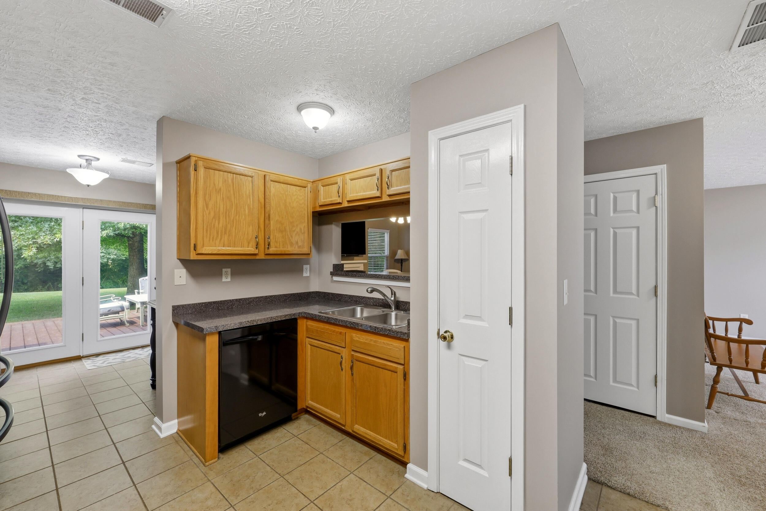 525 Harlan Drive
