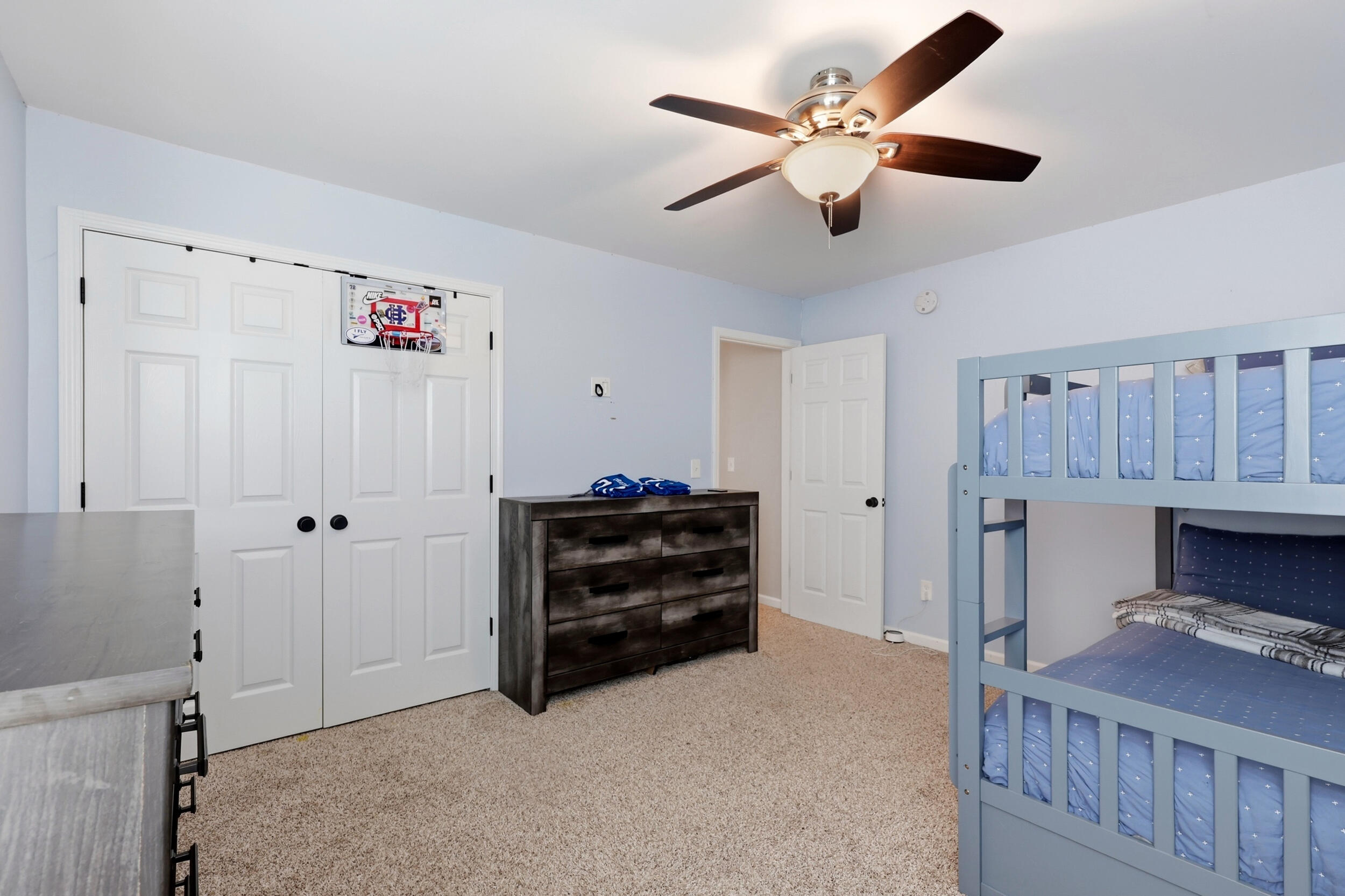 4405 Riverside Court