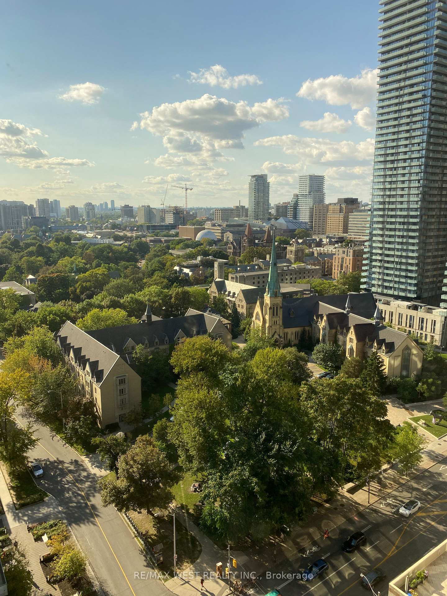 1001 Bay Street Unit 2002