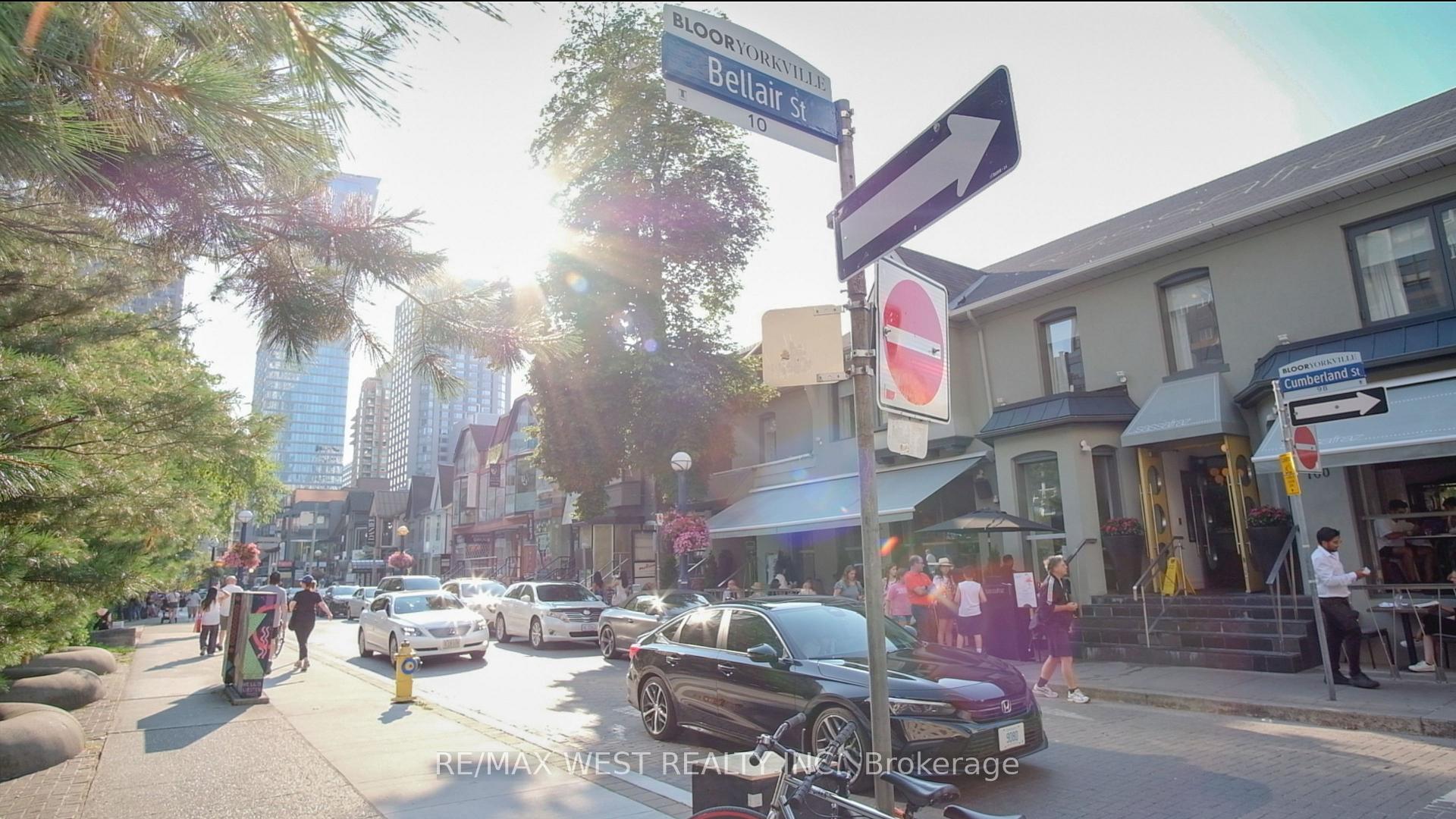 1001 Bay Street Unit 2002