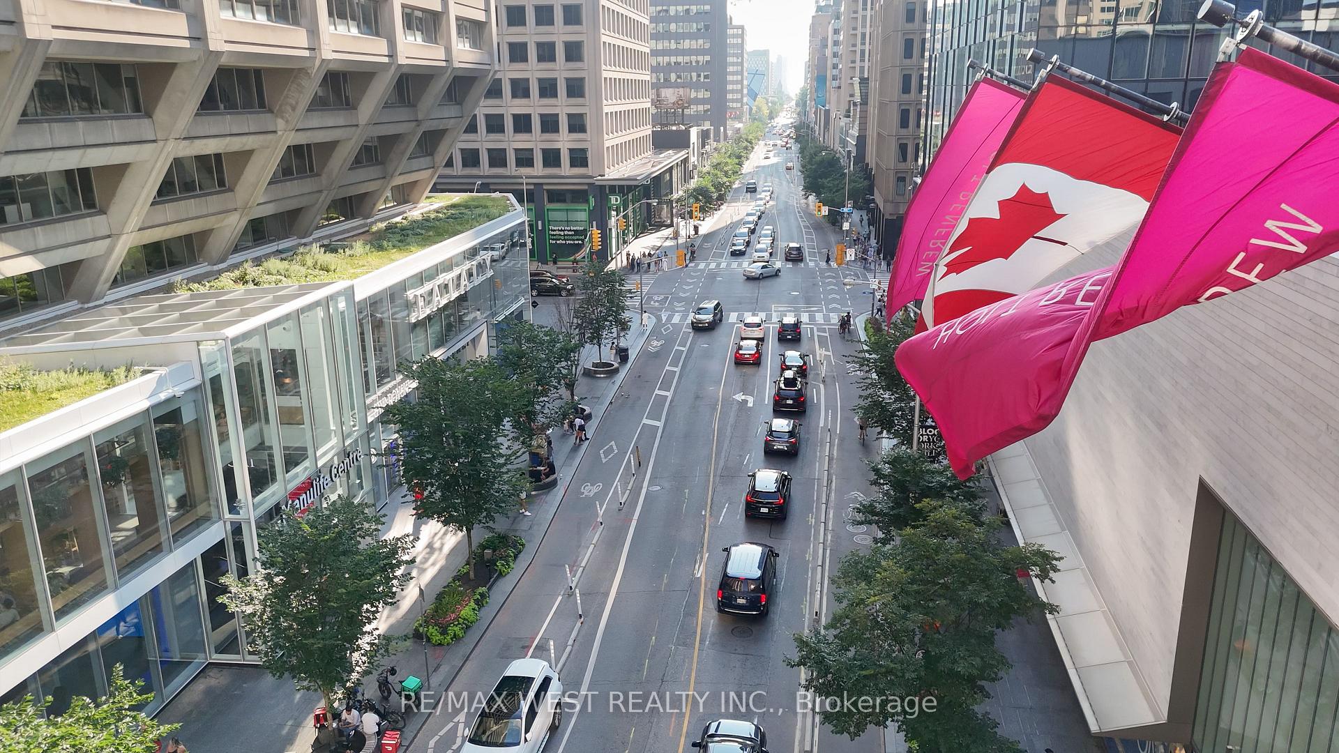 1001 Bay Street Unit 2002