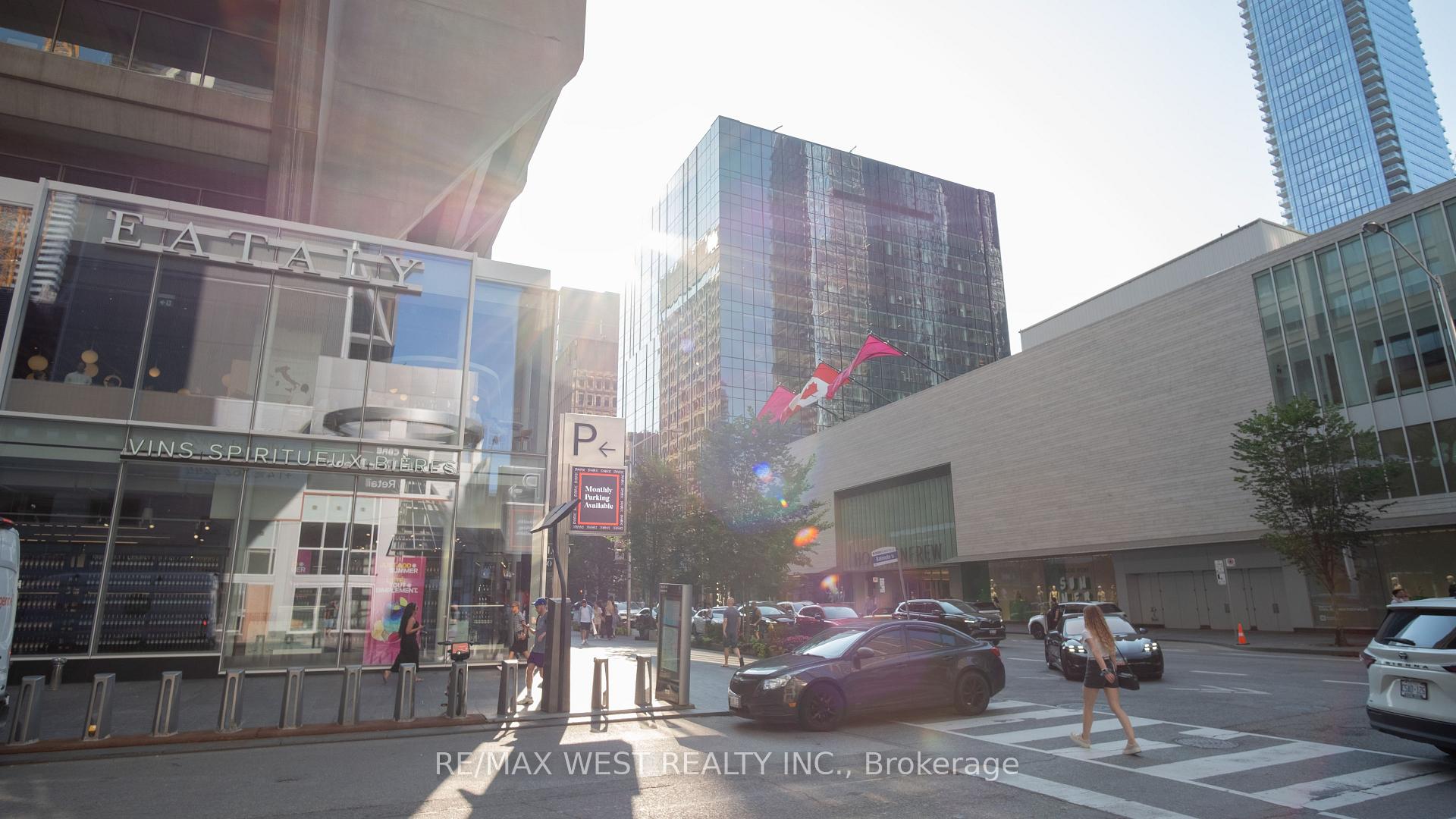 1001 Bay Street Unit 2002