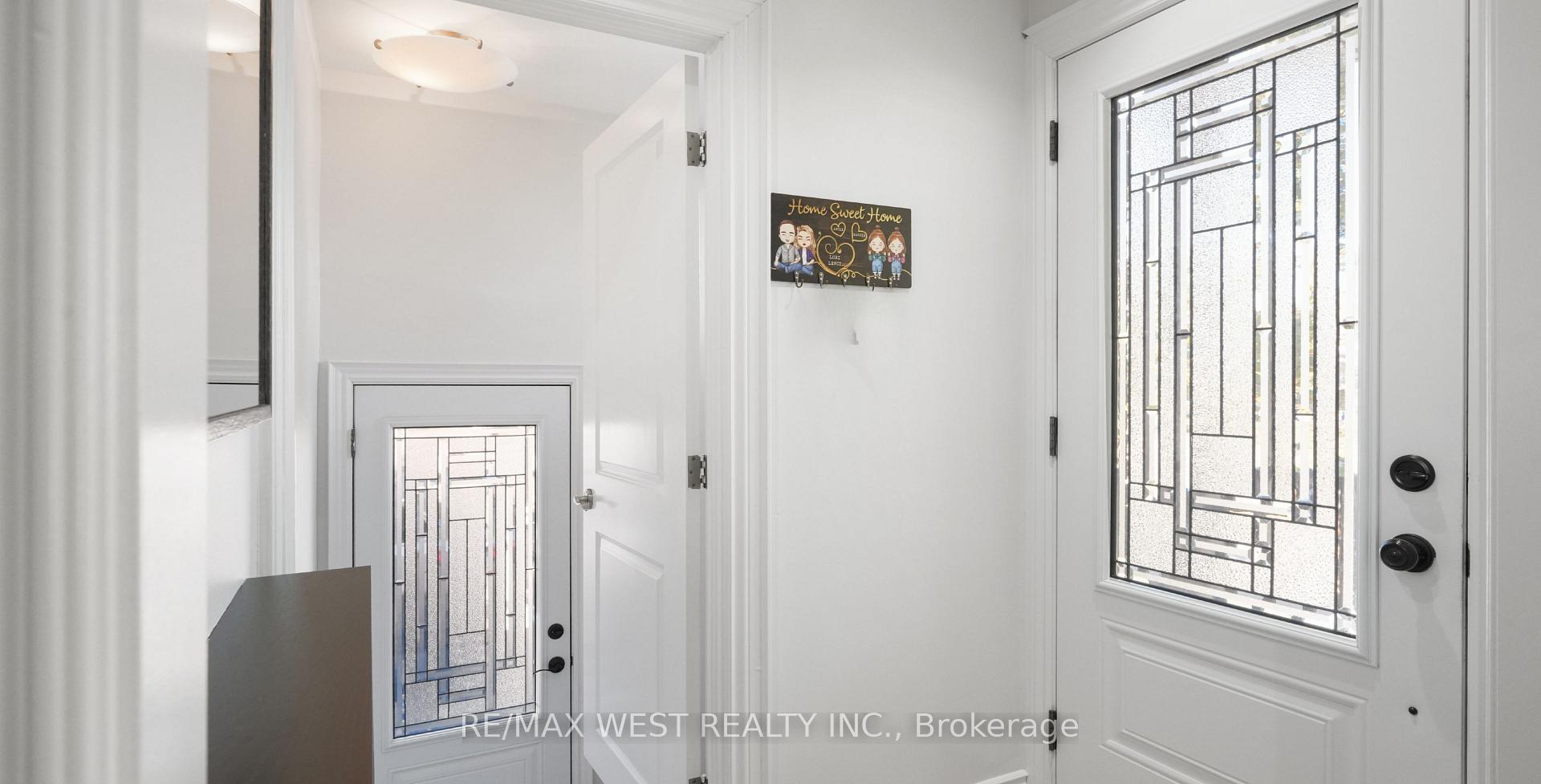 25 Silvercrest Avenue