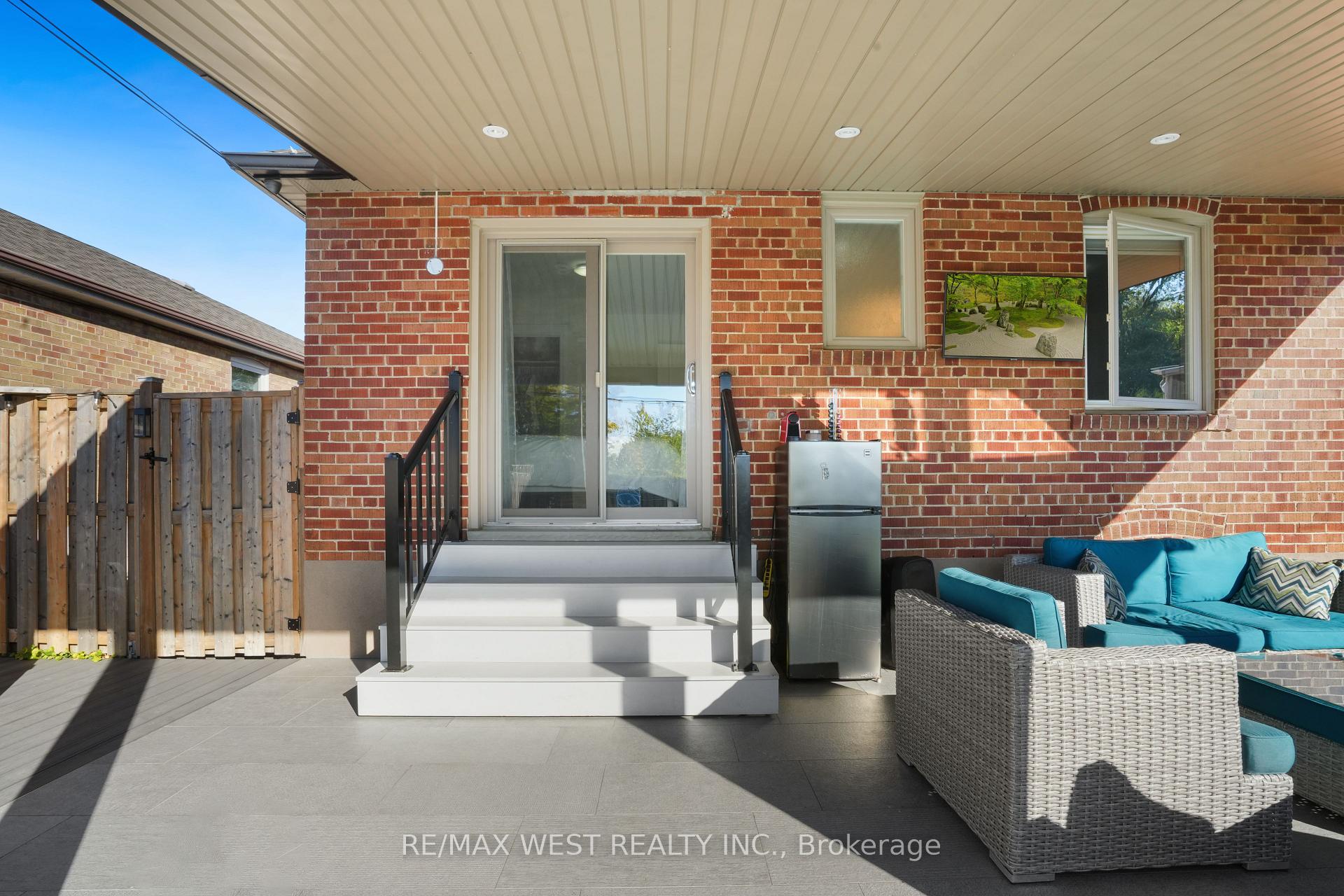 25 Silvercrest Avenue