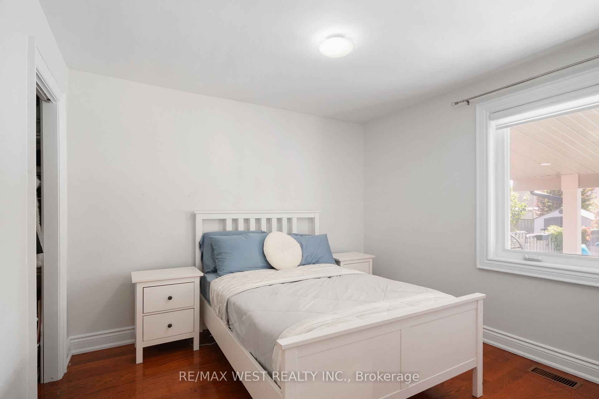 25 Silvercrest Avenue