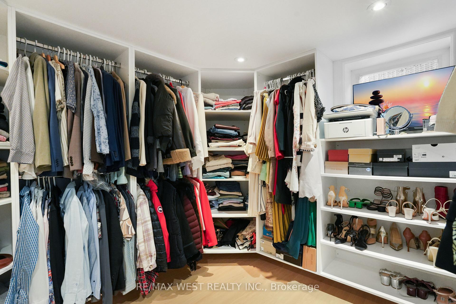 25 Silvercrest Avenue