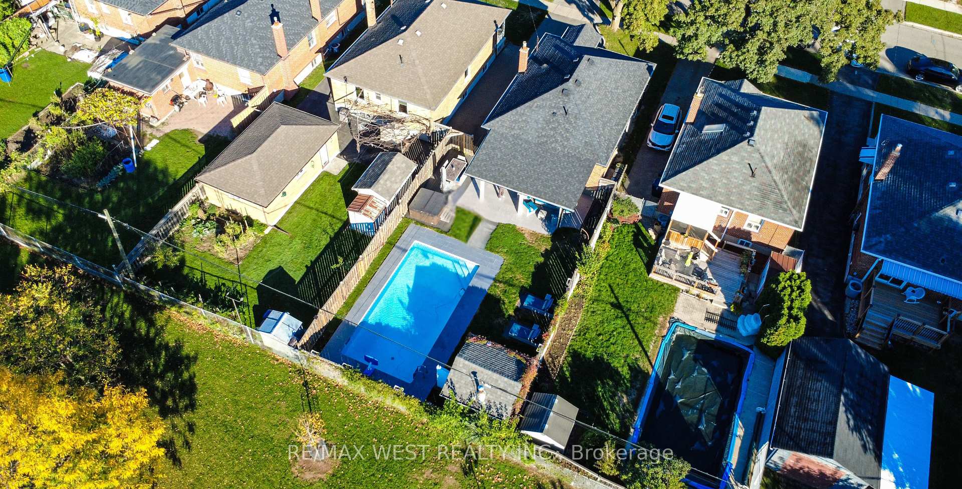 25 Silvercrest Avenue