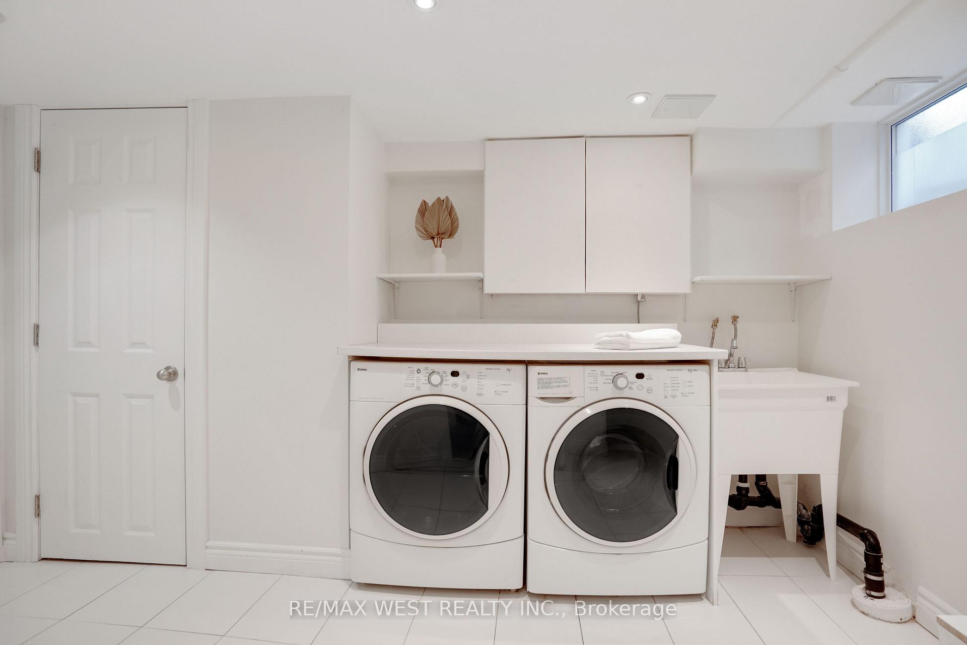 10 Allanbrooke Drive