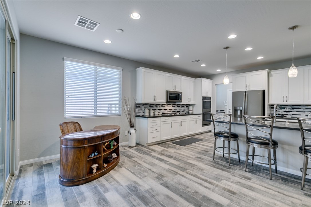 10829 Cowlite Avenue