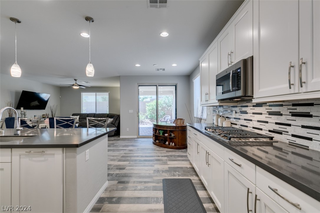 10829 Cowlite Avenue