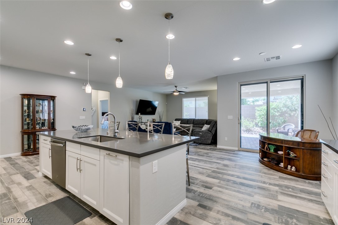 10829 Cowlite Avenue