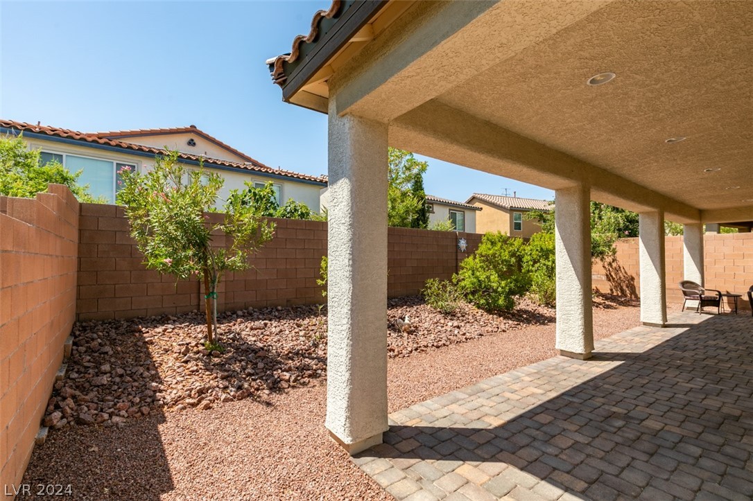 10829 Cowlite Avenue