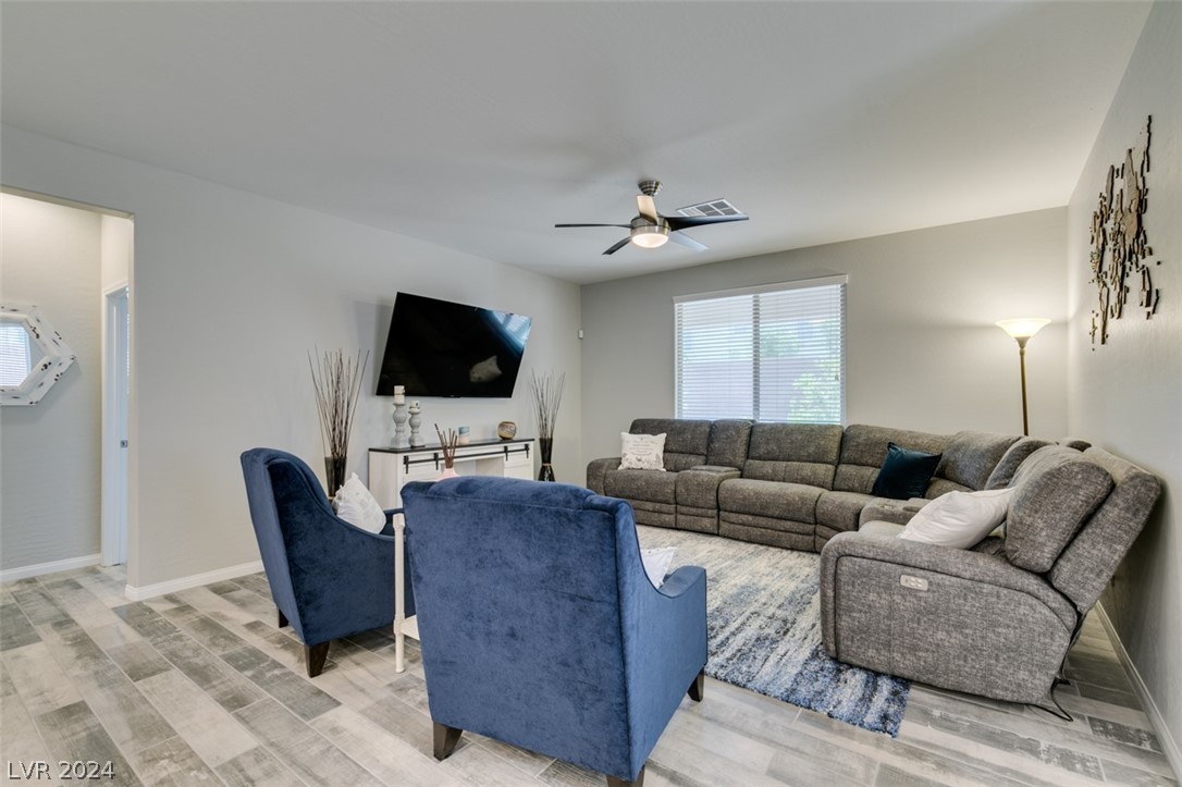 10829 Cowlite Avenue