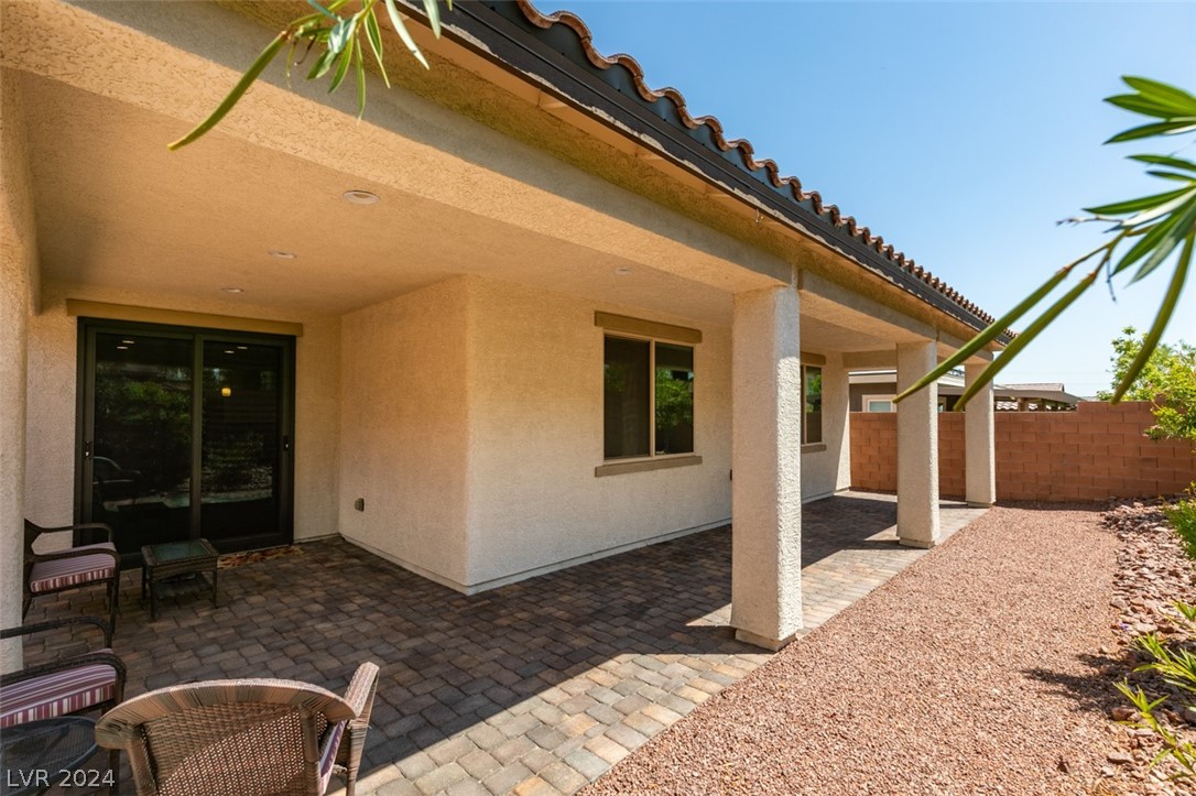 10829 Cowlite Avenue