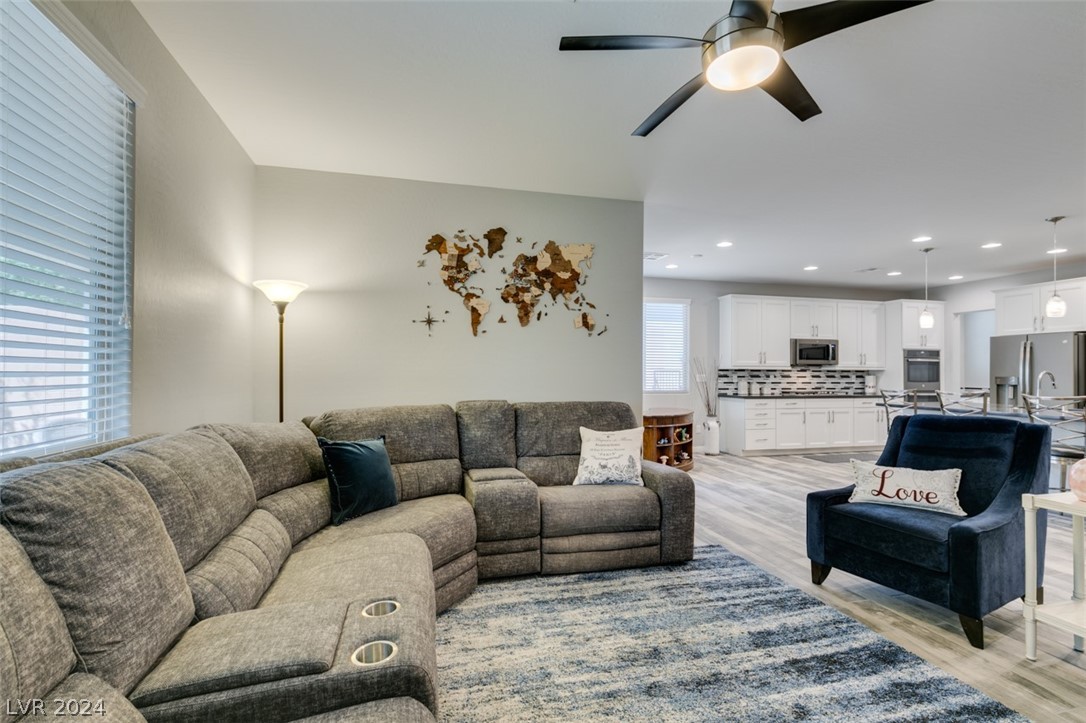 10829 Cowlite Avenue