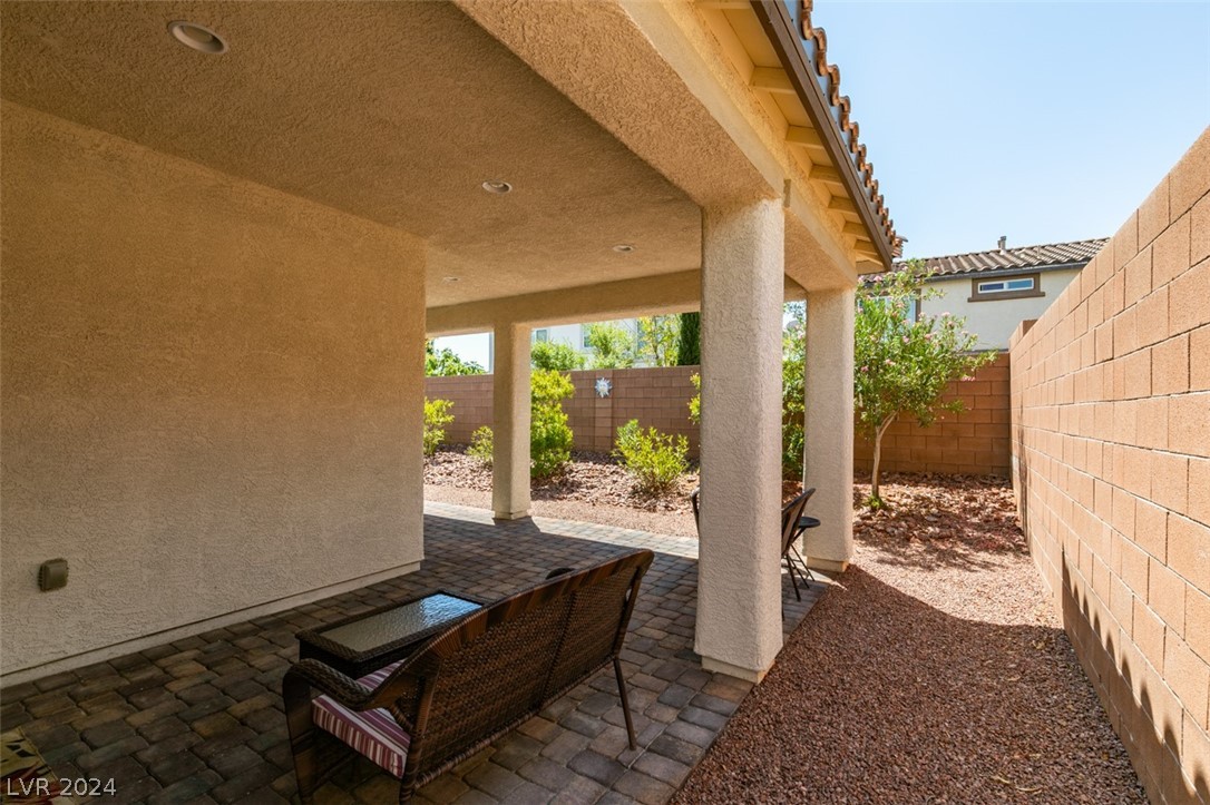 10829 Cowlite Avenue