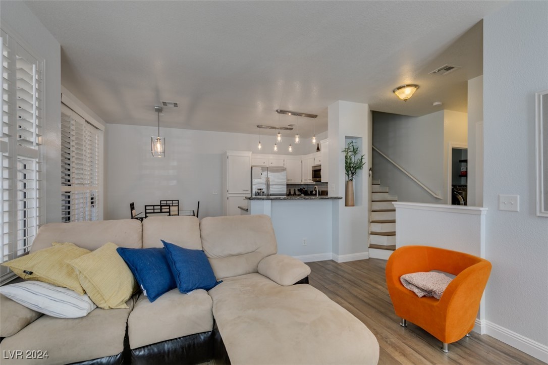 251 South Green Valley Parkway 1011