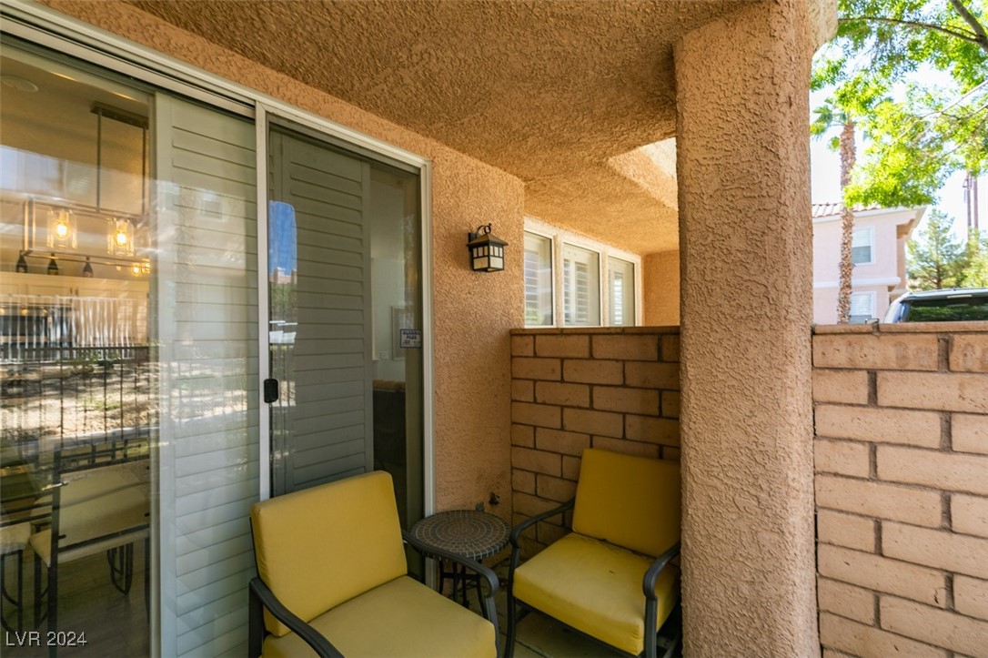 251 South Green Valley Parkway 1011