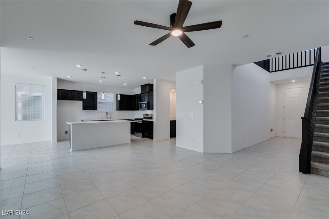 6858 Sweet Bay Street