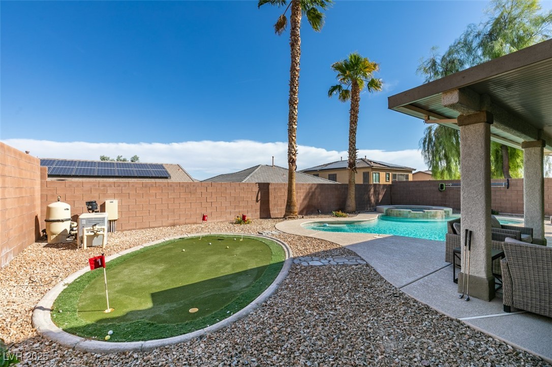 6220 Silver Edge Street