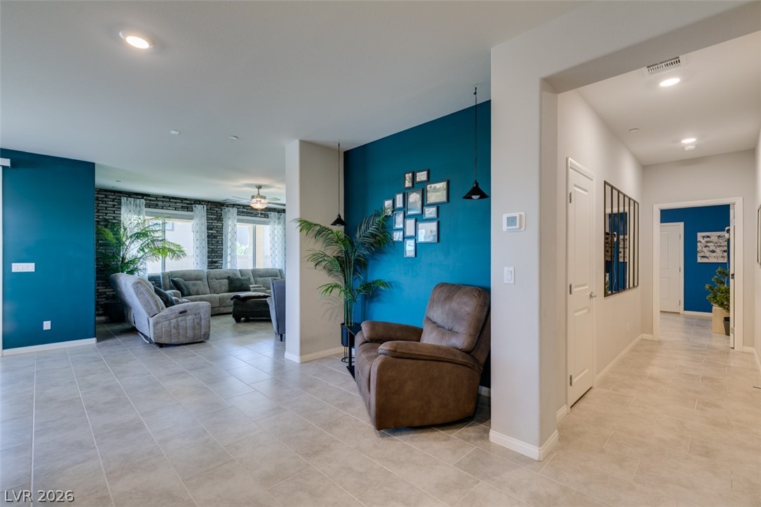 4049 Fossatello Avenue