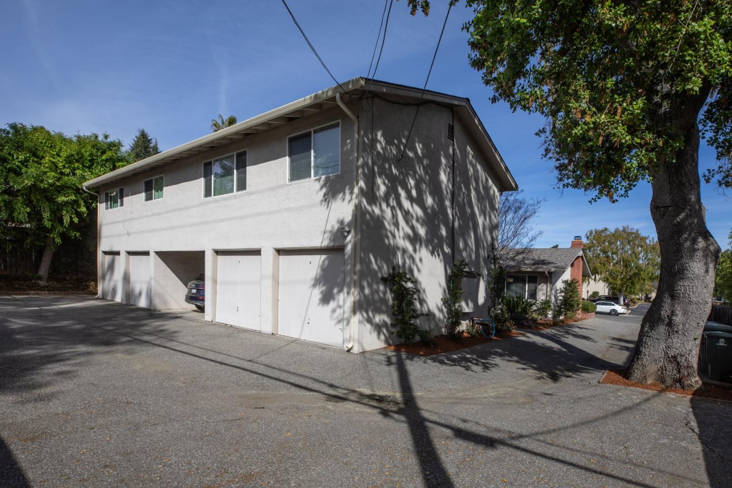 22448 Salem Avenue
