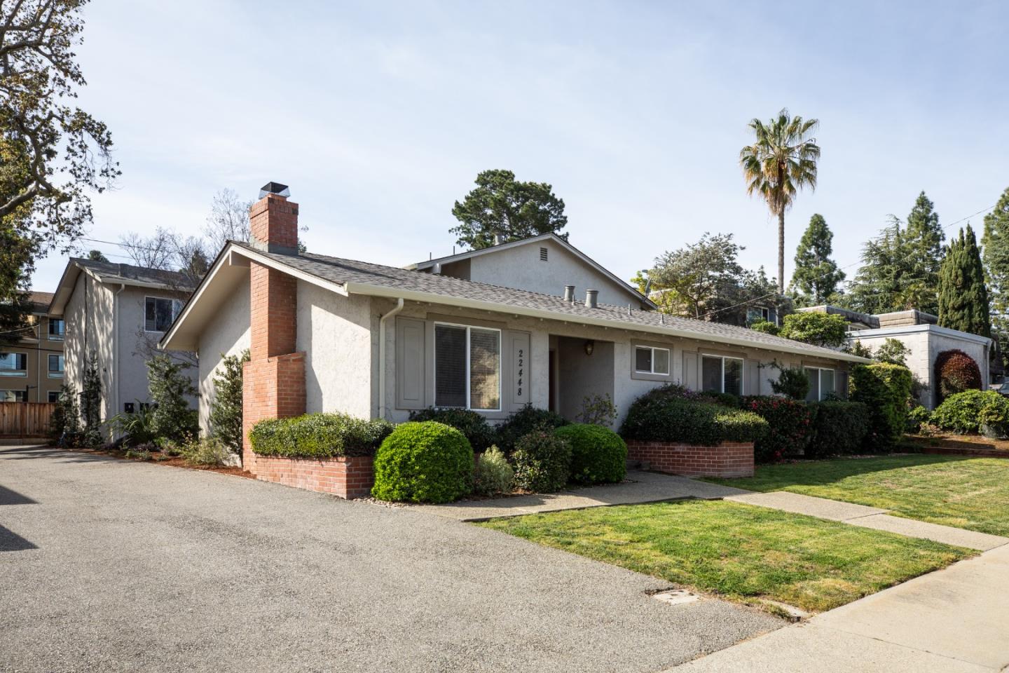22448 Salem Avenue