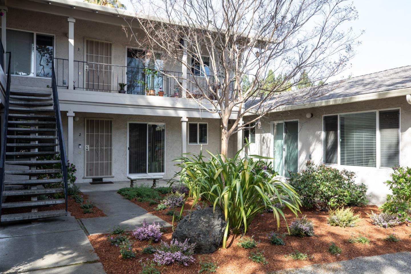 22448 Salem Avenue