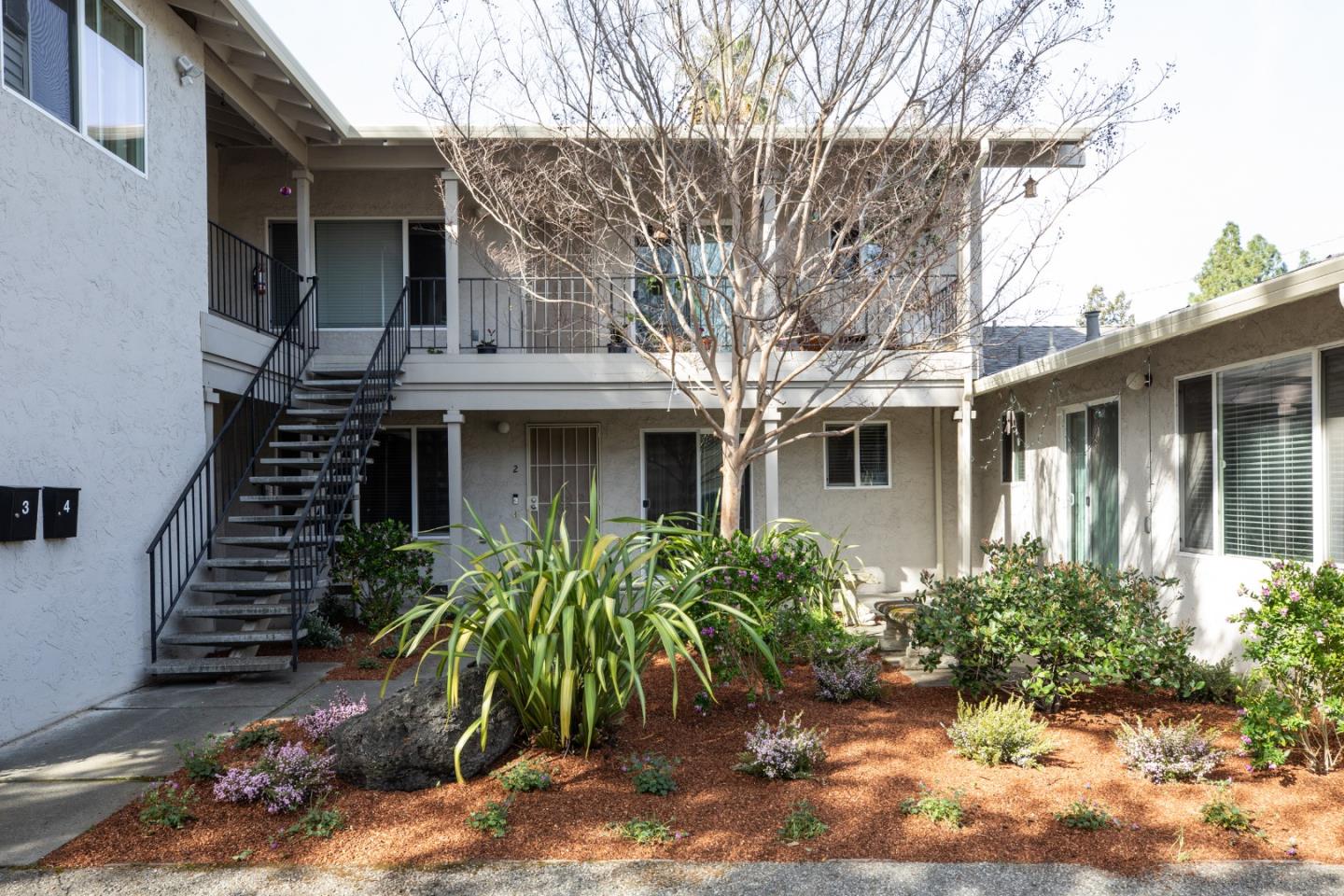 22448 Salem Avenue