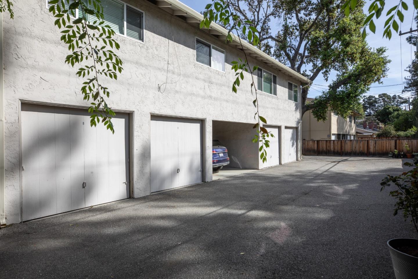 22448 Salem Avenue