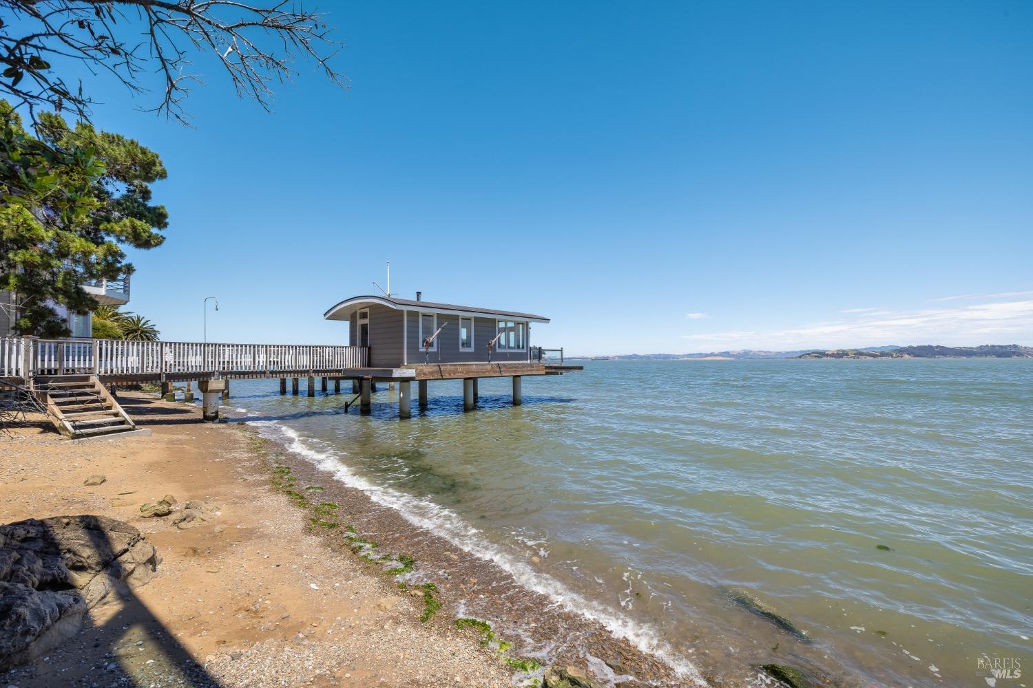 824 Point San Pedro Rd