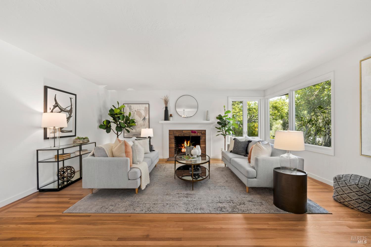 34 Manor Rd
