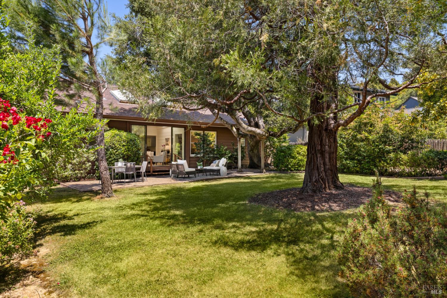 34 Manor Rd