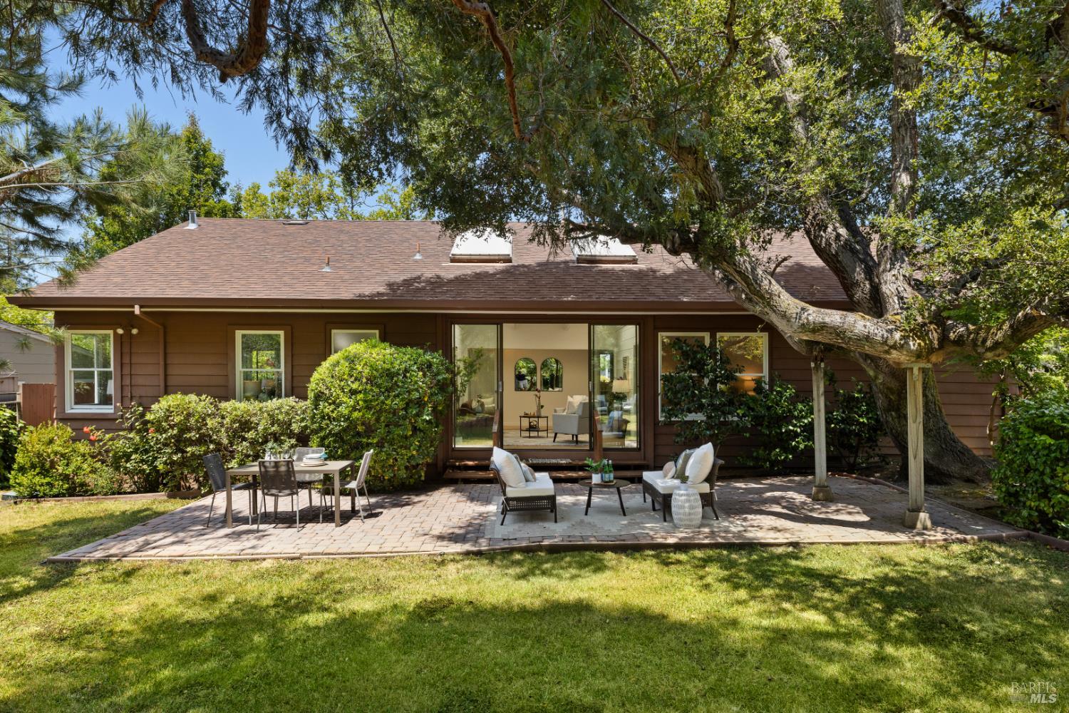 34 Manor Rd