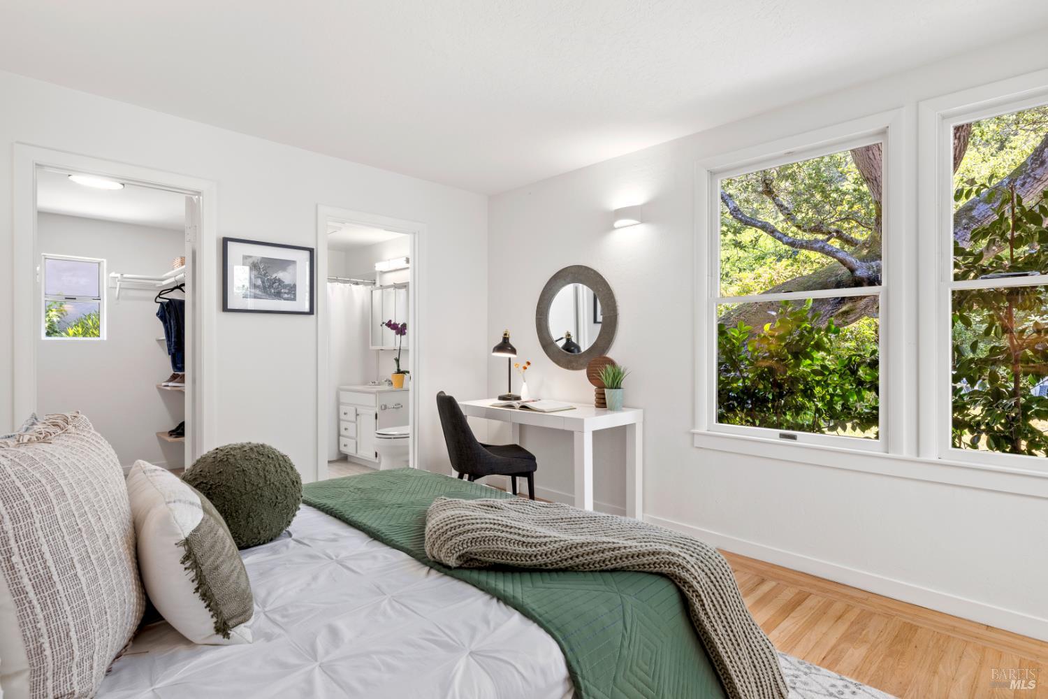 34 Manor Rd