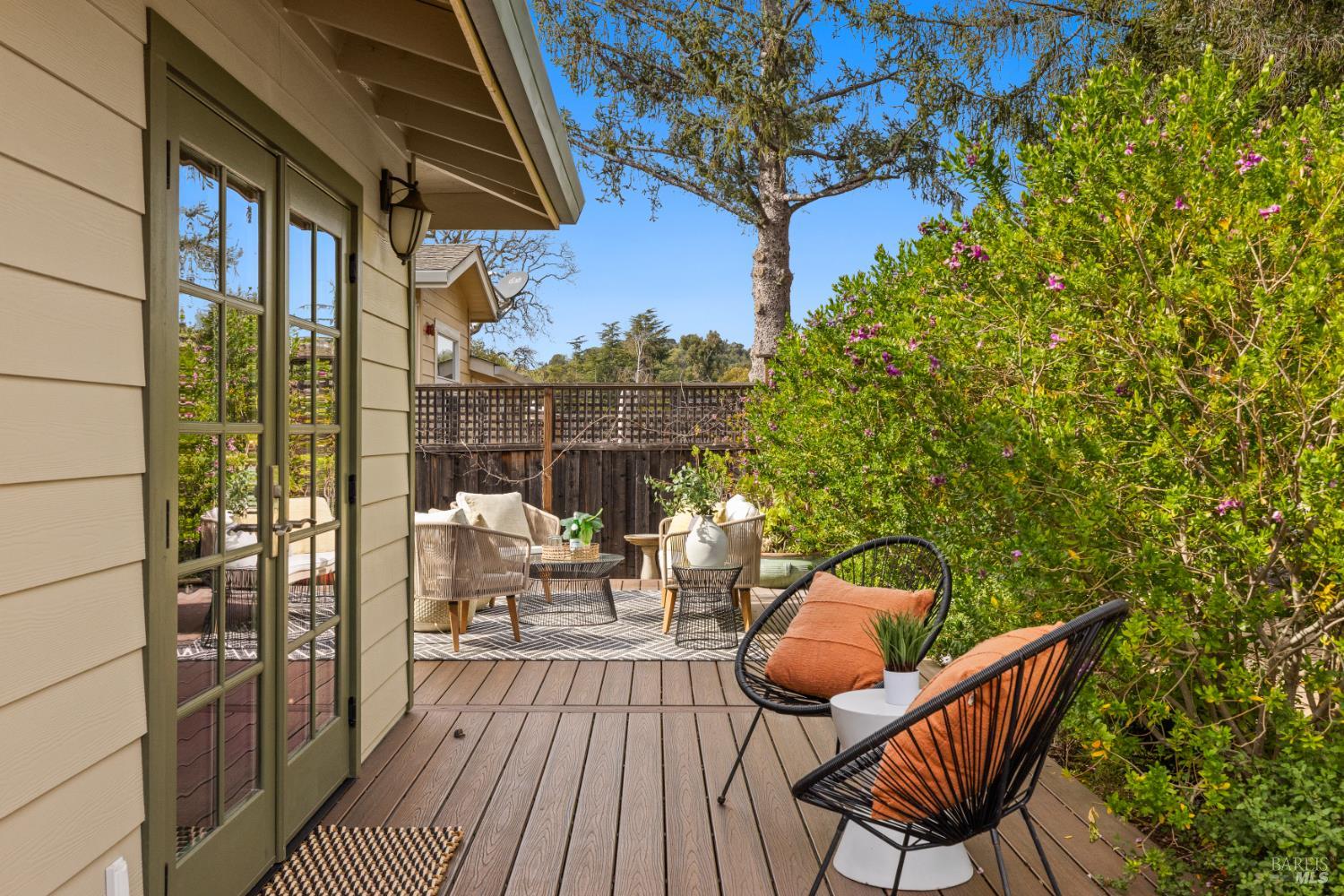 16 Washington Avenue