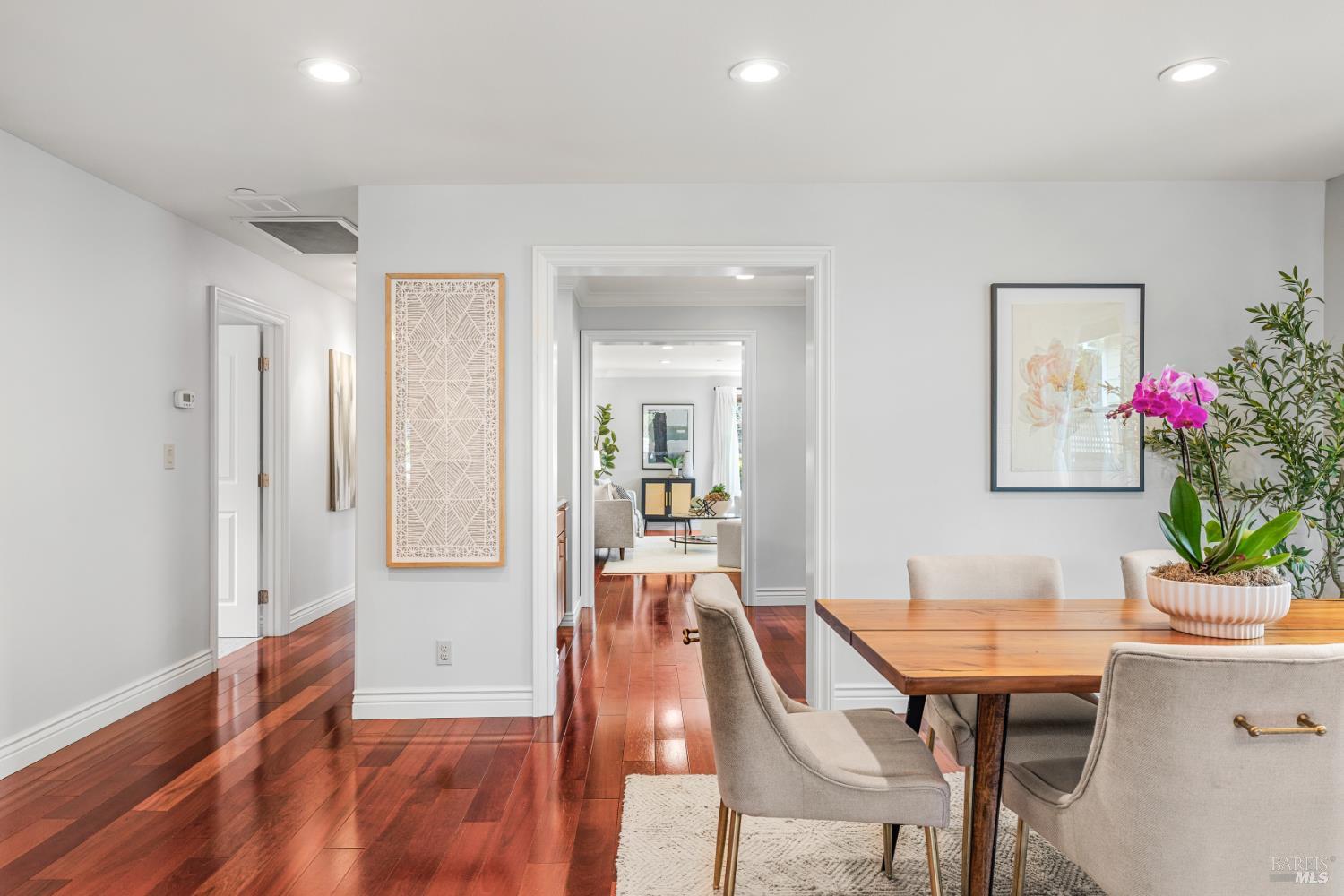 16 Washington Avenue