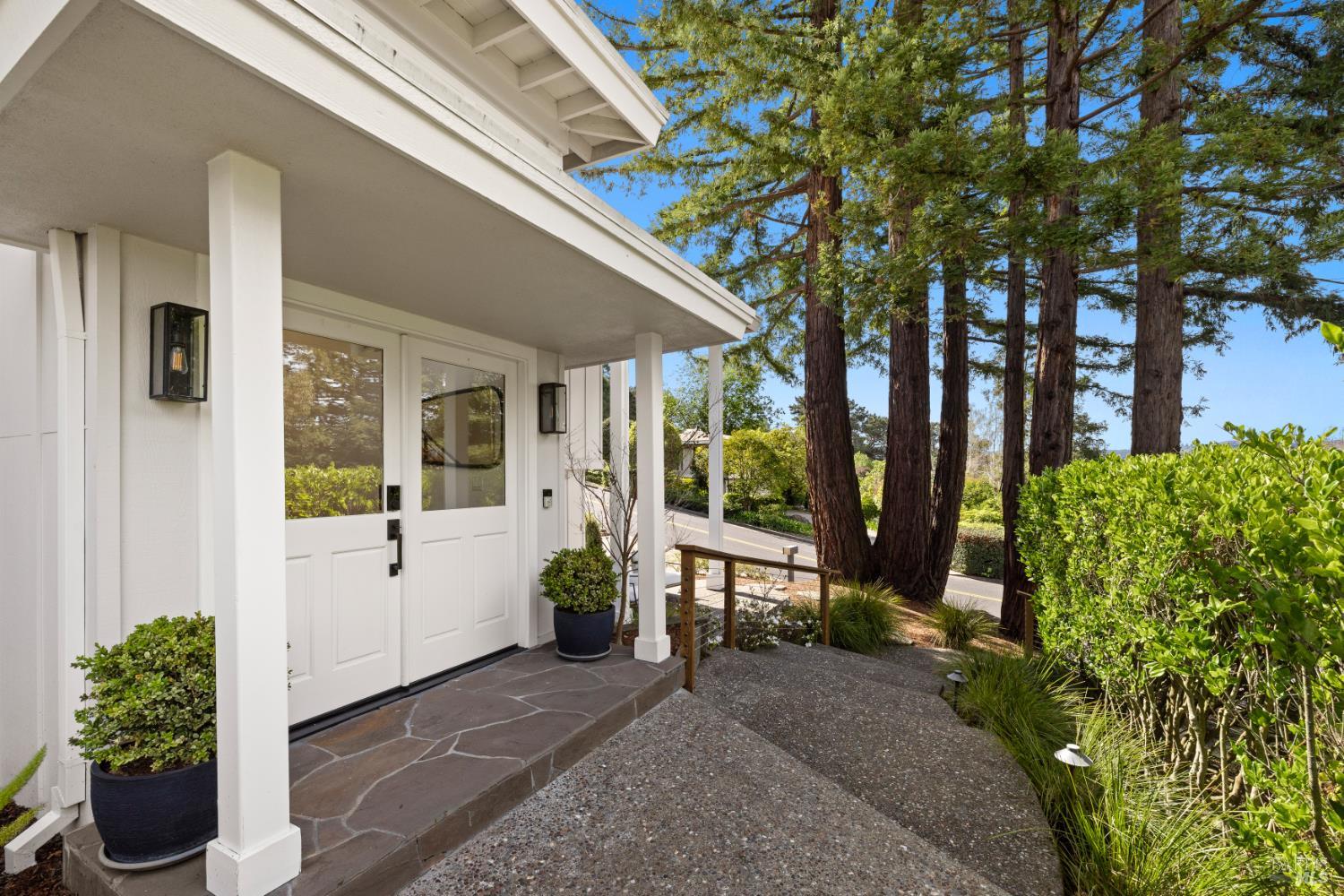 34 Southridge Drive