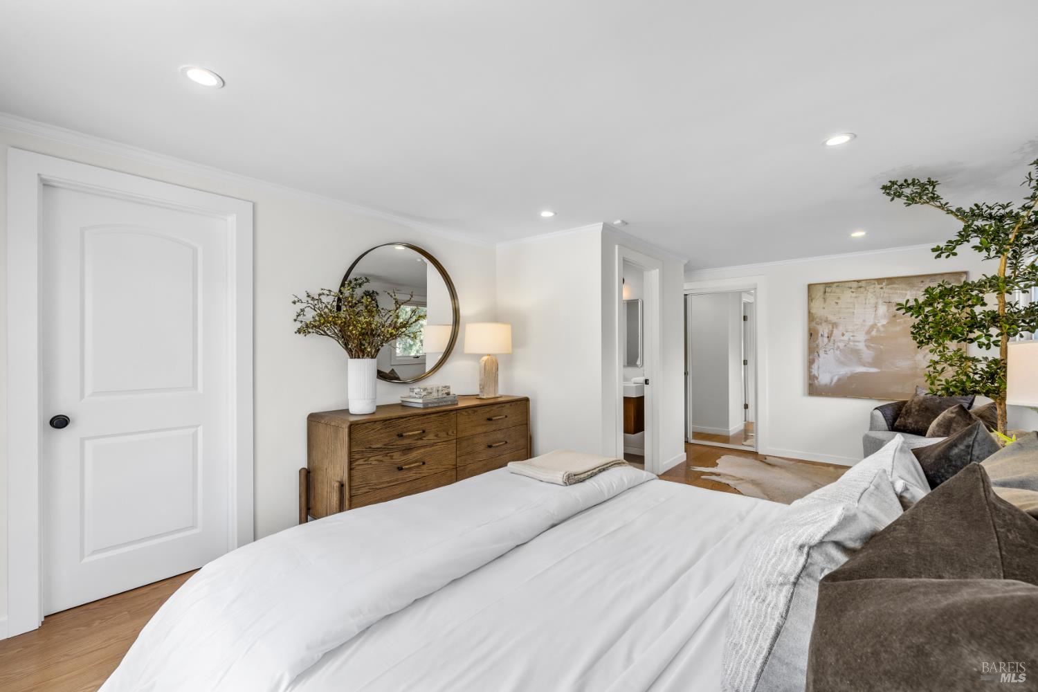 34 Southridge Drive