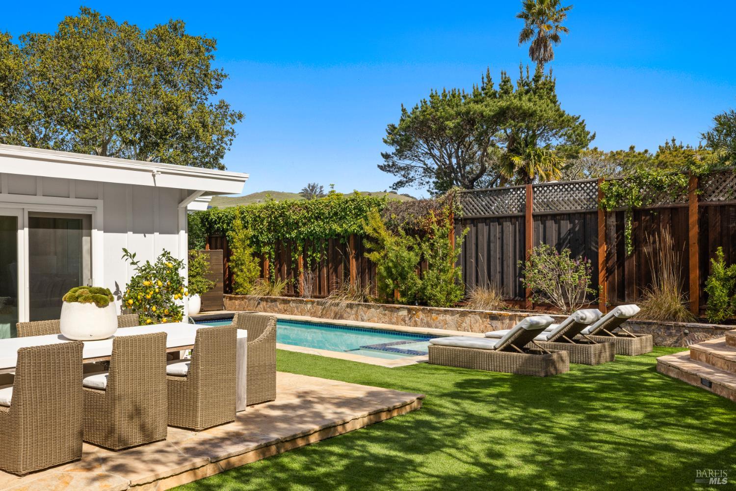 34 Southridge Drive