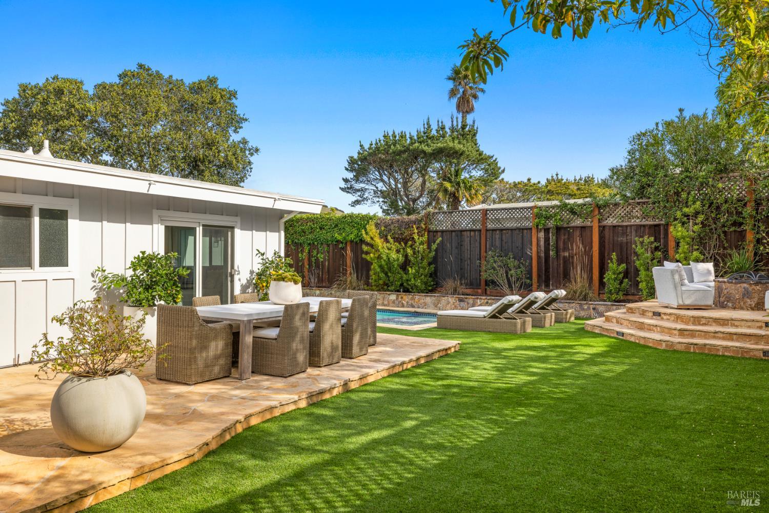 34 Southridge Drive