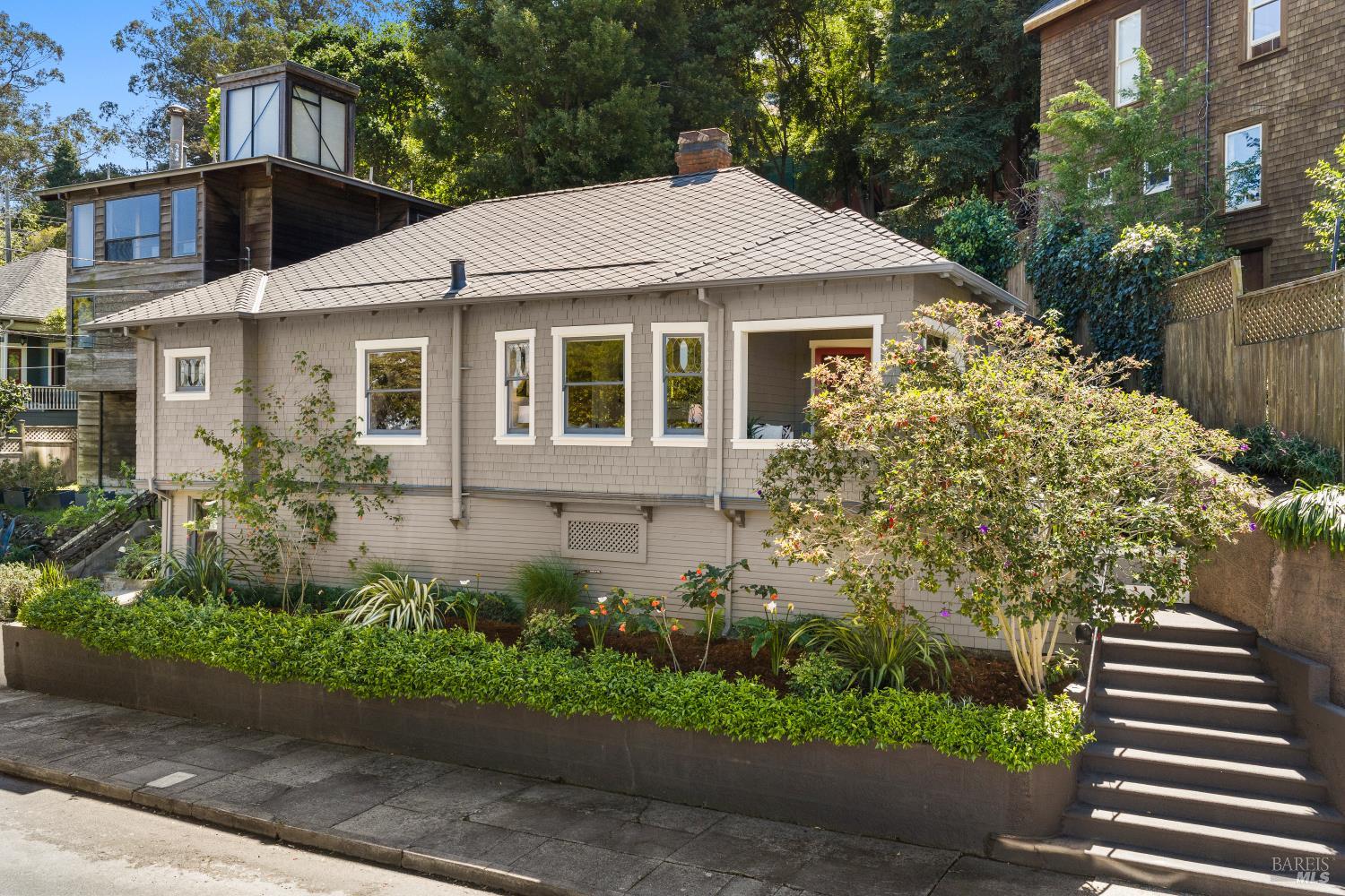 219 Nevada Avenue