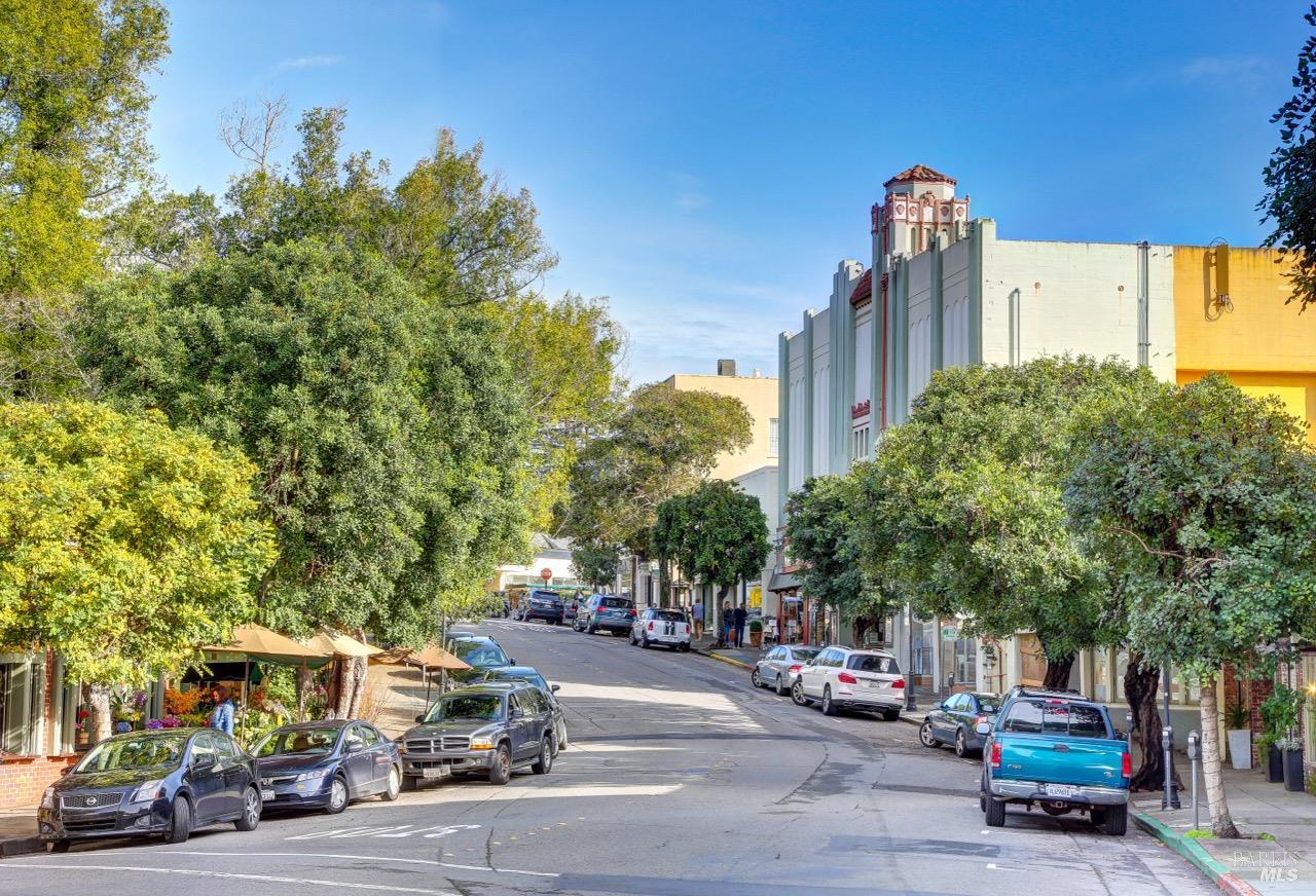 419 Laverne Avenue