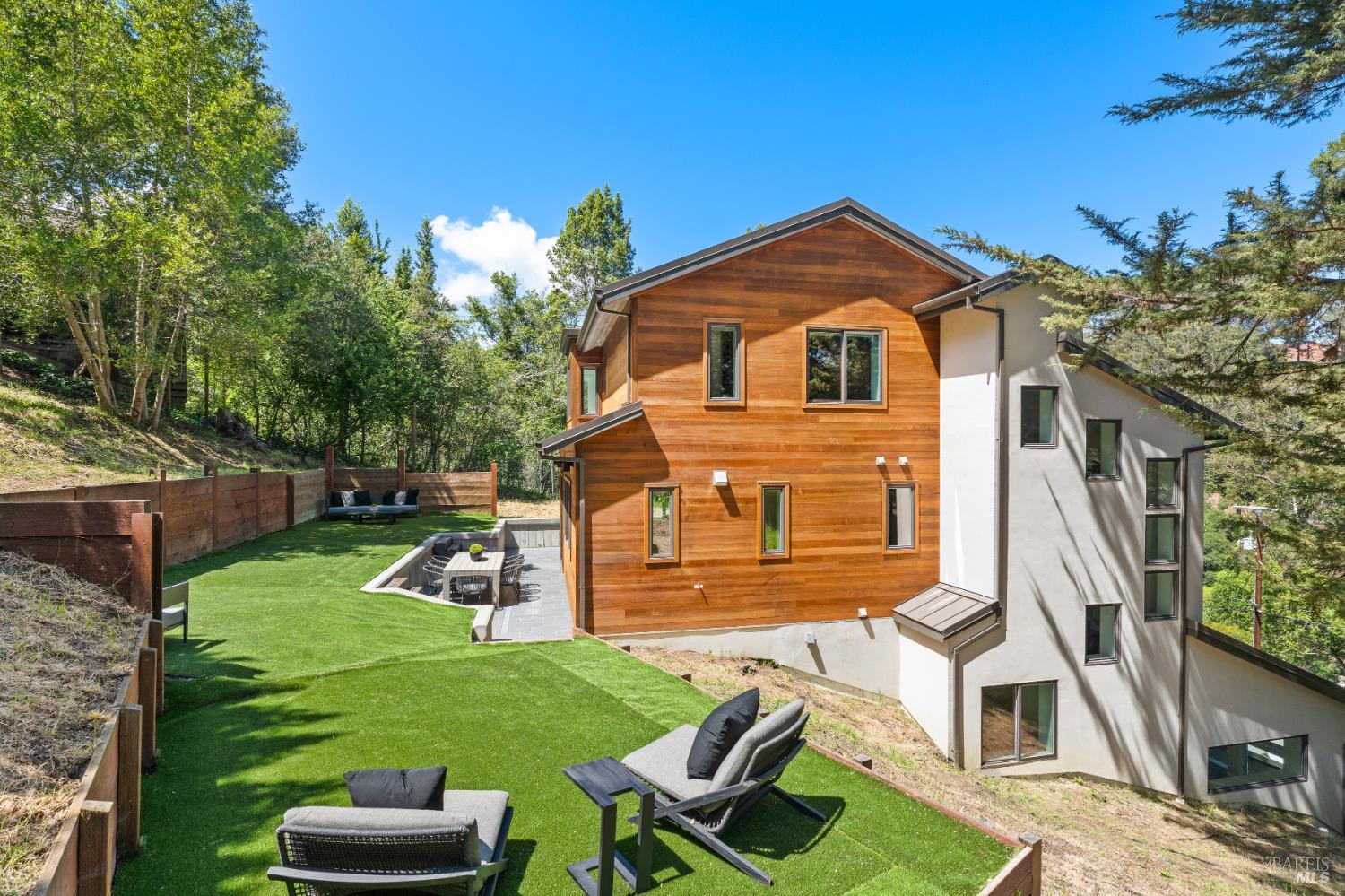 419 Laverne Avenue