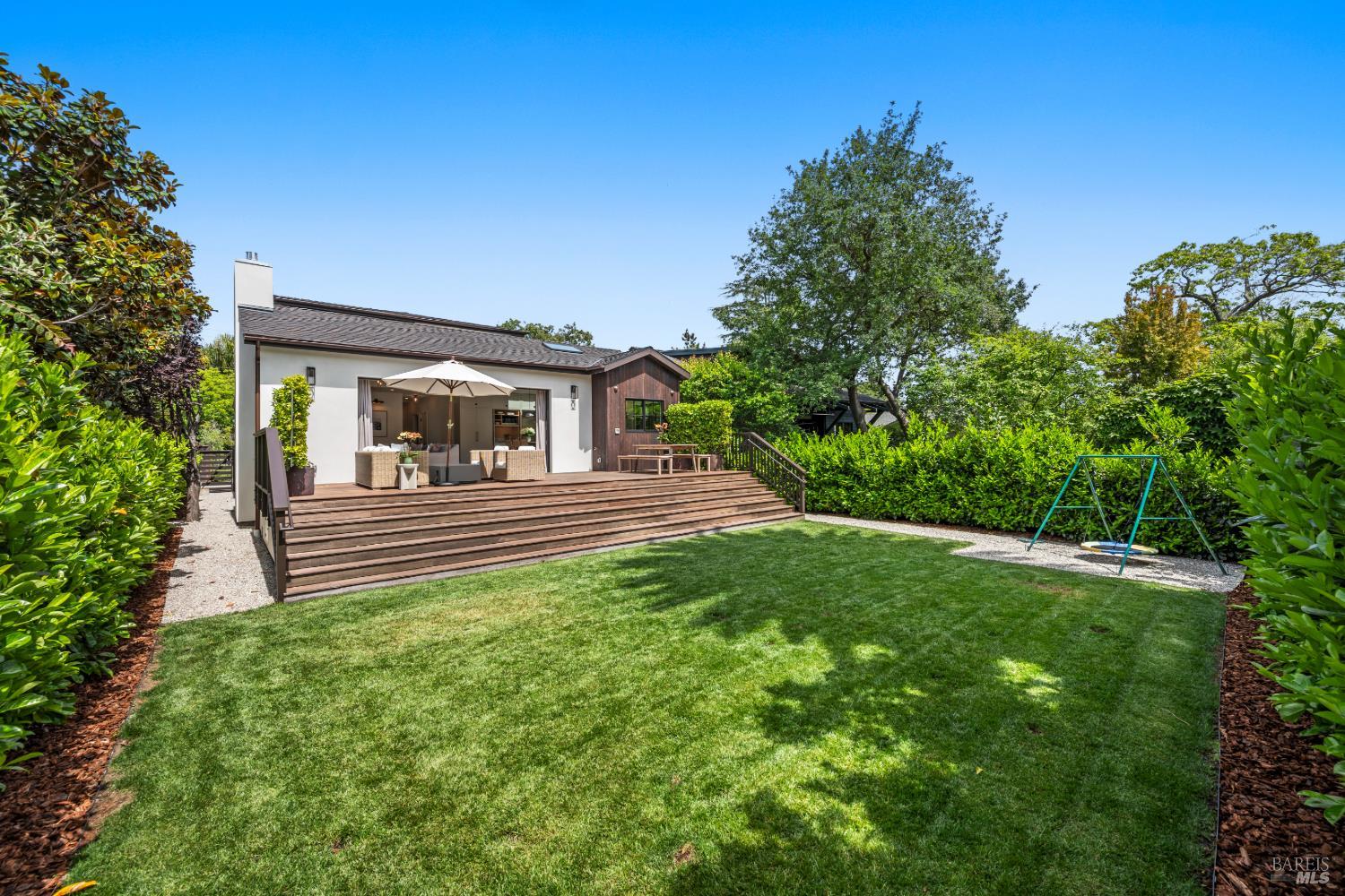 90 Walnut Avenue