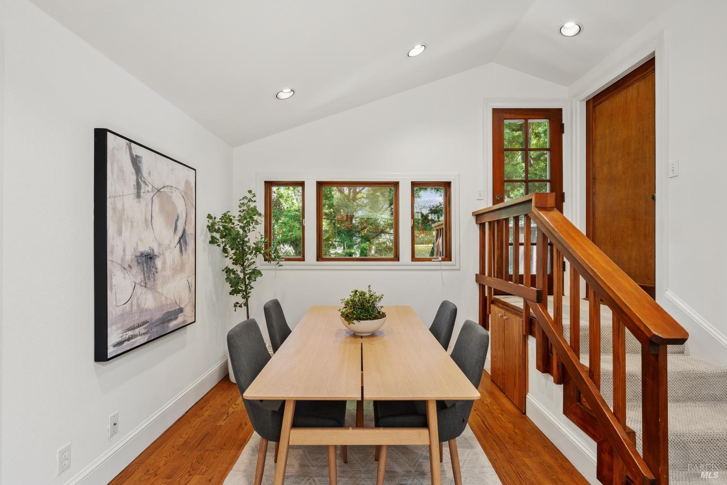 187 Molino Avenue