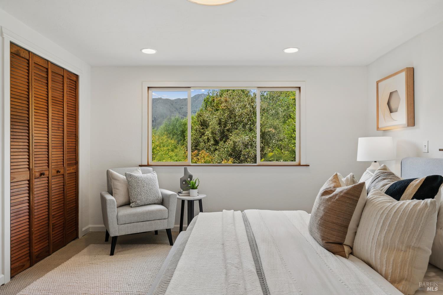 187 Molino Avenue